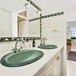 Sumptuous Art Deco - 6 People Ницца