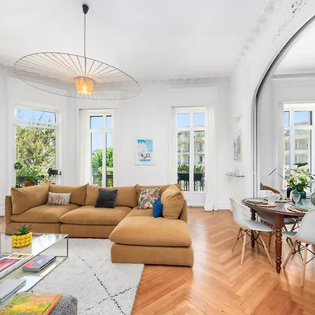 Sumptuous Art Deco - 6 People Ницца